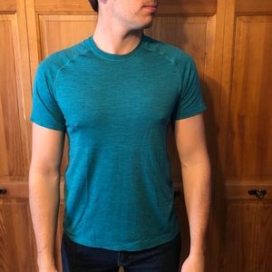 Lululemon Metal Vent Breathe Teal Shirt Medium